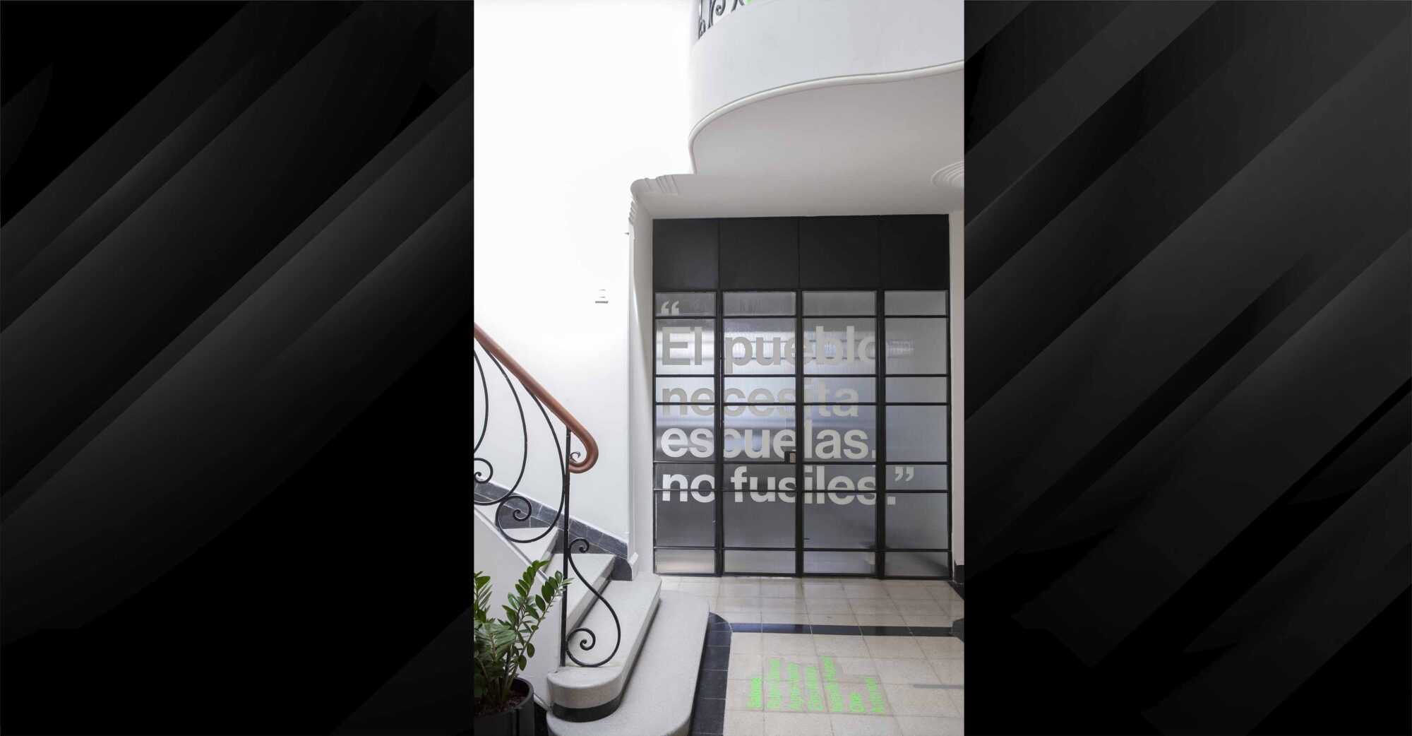 la-escuela-escaleras